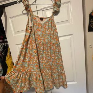Floral flowy dress